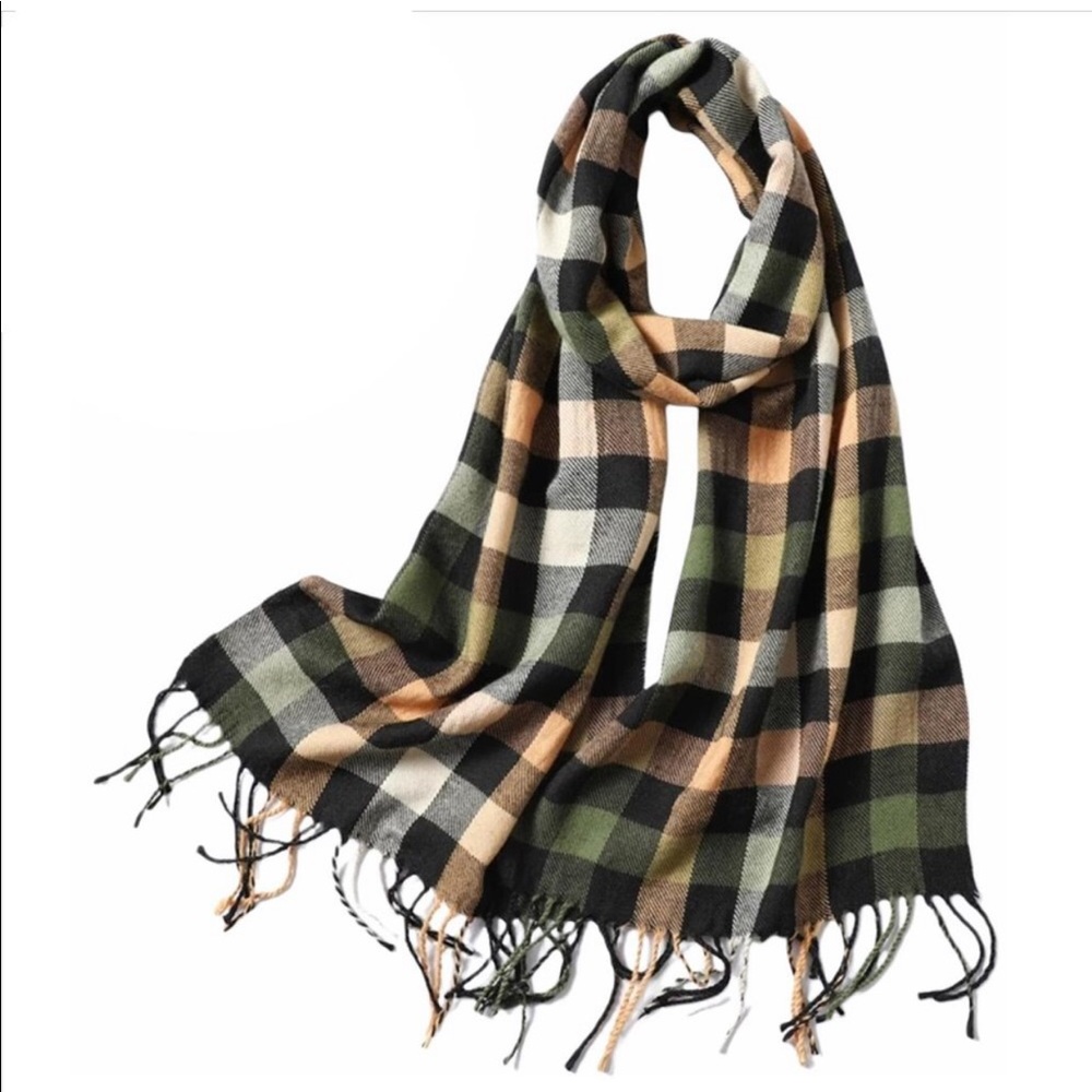 🖤🤍✨COZY Cashmere feel plaid scarf✨ 🤍🖤